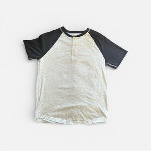 American Eagle Men's Small Baseball Raglan Henley Tee Gray Black Athleisure